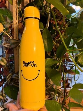 2010 STARBUCKS NY ARTIST CURTIS KULIG "LOVE ME" YELLOW STEEL WATER BOTTLE